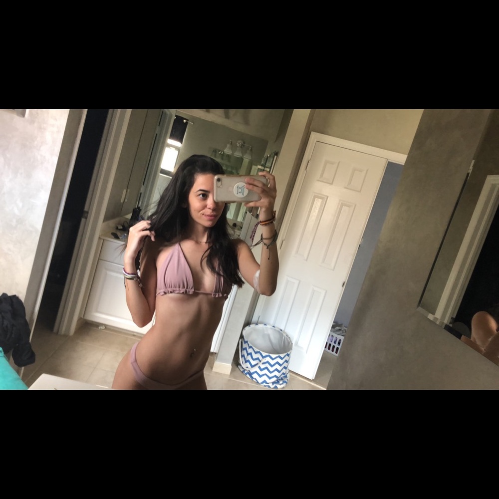mora bikini